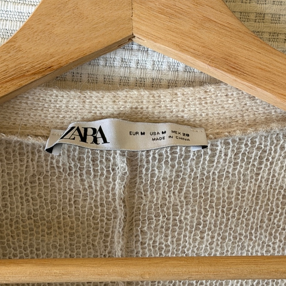 Zara Beige Button-Up Cardigan - Picture 2 of 3